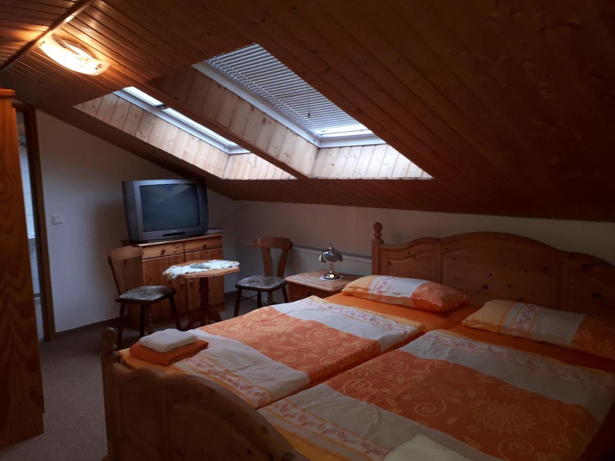 Meschkes Gasthaus Pension Hohnstein Luaran gambar